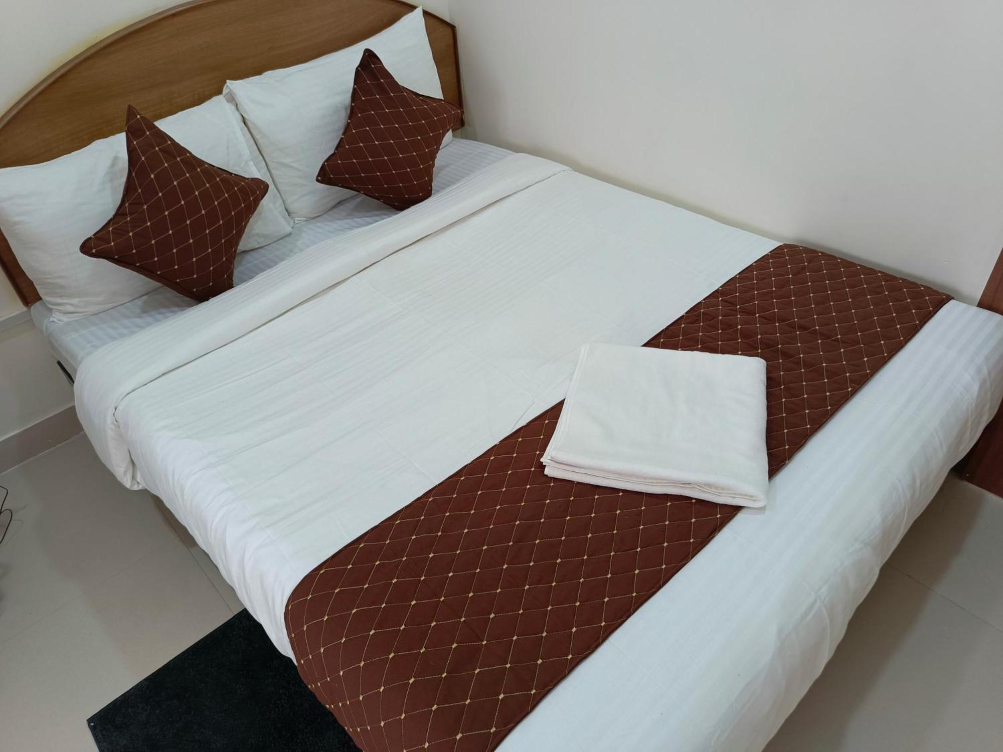 Hotel Sm Residency à Bhubaneswar Extérieur photo