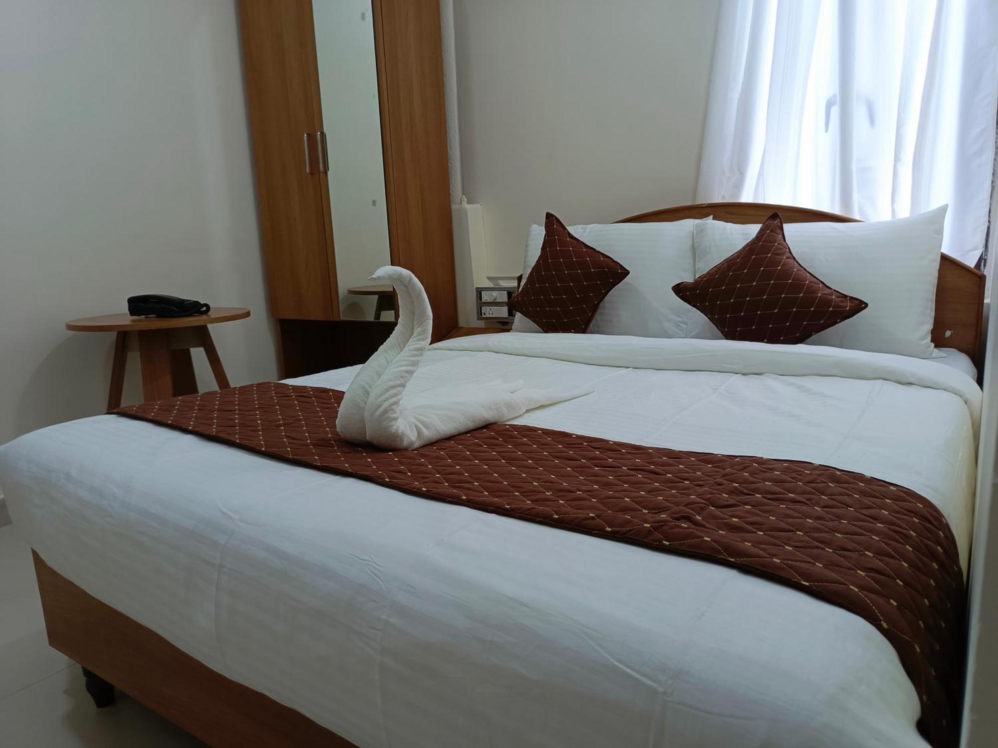 Hotel Sm Residency à Bhubaneswar Extérieur photo
